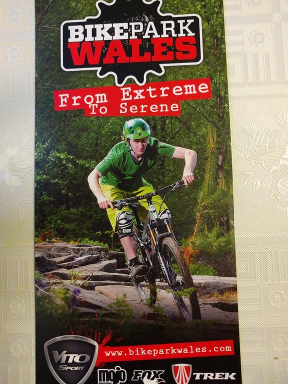 Tredegar Arms Budget Guesthouse For Walkers/Cyclists/Contractors/Traveler Merthyr Tydfil Dış mekan fotoğraf